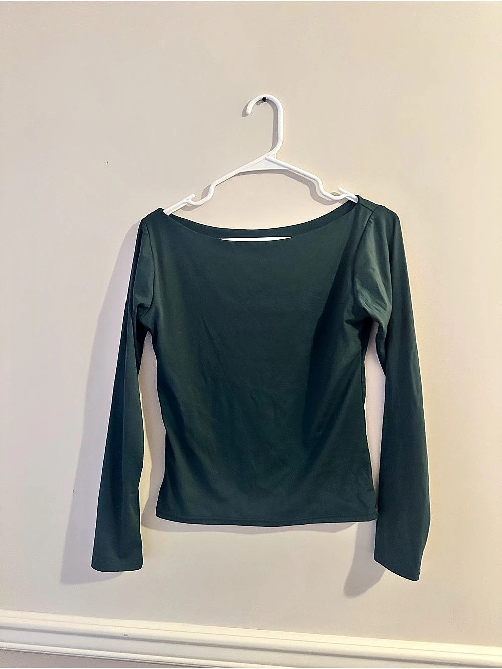 Women's Long Sleeve Top in Green